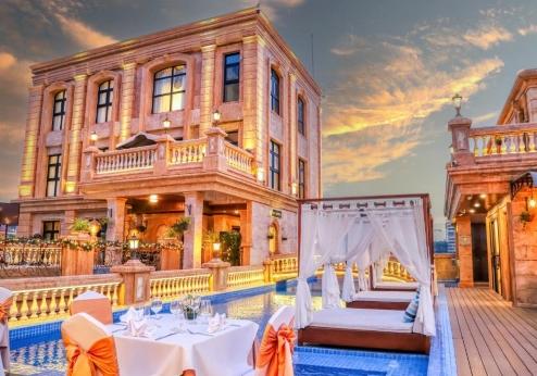 Anik Palace Hotel, zwembad