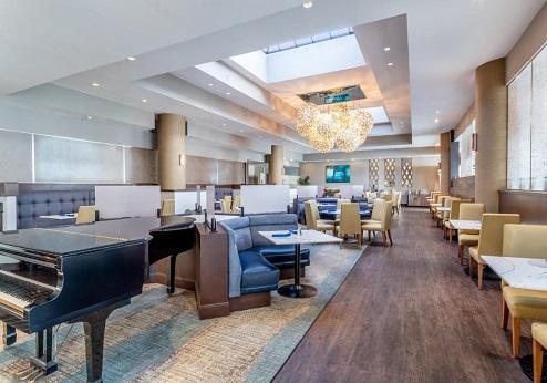 Crowne Plaza, restaurant