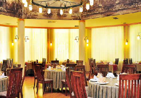 Ak Altyn Hotel, restaurant  