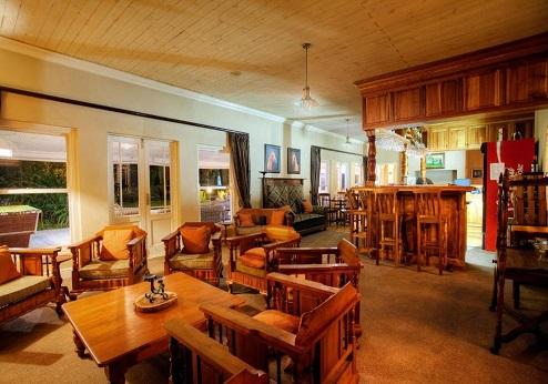 Zuurberg Mountain Village, lounge
