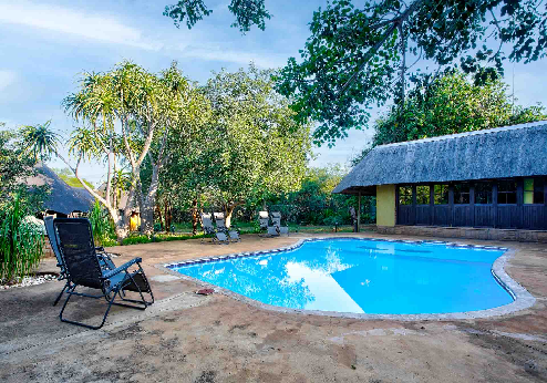 Kubu Safari Lodge, zwembad