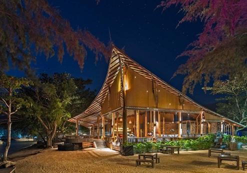Baan Ploy Sea, restaurant