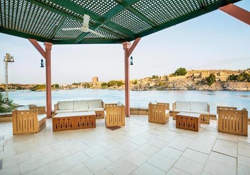 Pyramisa Isis Island Hotel, terras