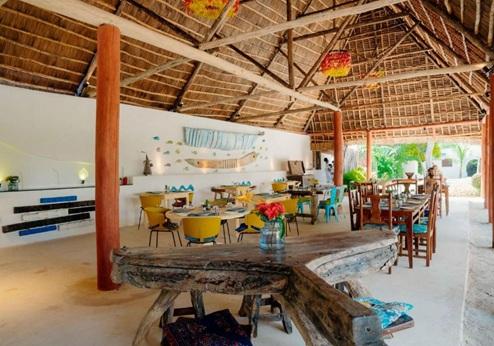 Indigo Beach, restaurant