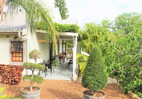 Swellendam Country Lodge, patio