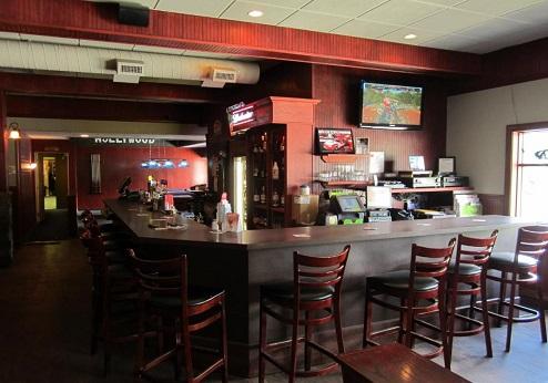 Wells Gray Inn, bar