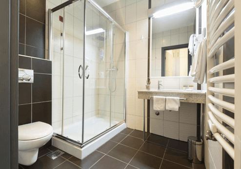 Hotel Prag, Badkamer