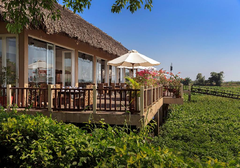 Mekong Riverside Boutique Resort & Spa, terras 