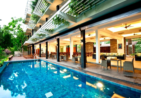 The Lake Forest Hotel, zwembad