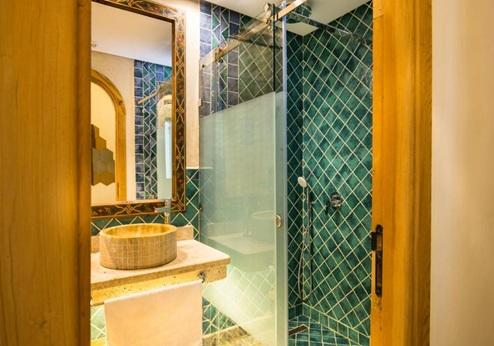 Dar Echchaouen, badkamer