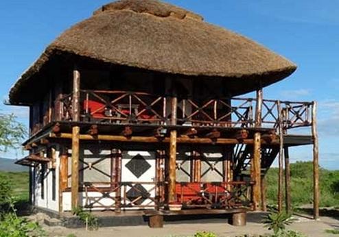 Lake Manyara Wildlife Safari Camp, entree