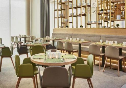 Hilton Garden Inn, restaurant