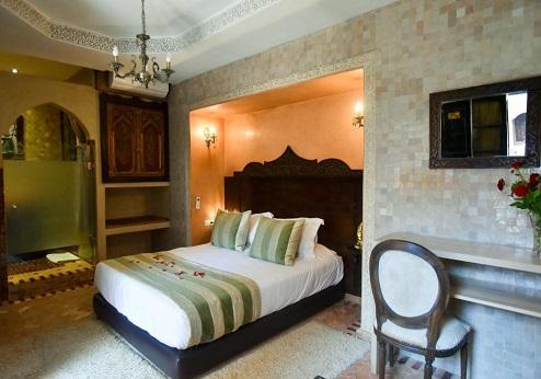 Riad Yacout, kamer