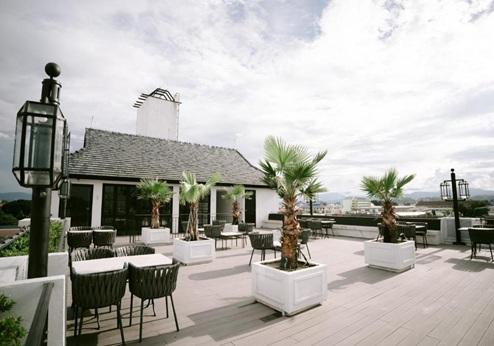 Mora Boutique Hotel, terras