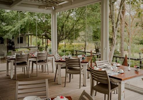 Aan de Oever Guesthouse - terras