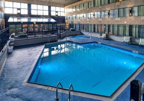 Sandman Hotel Penticton, zwembad