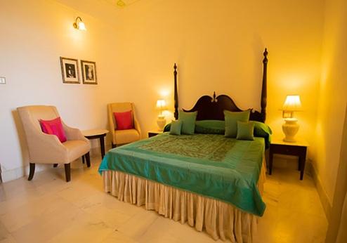 Rawla Jojowar, kamer