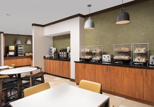 Fairfield Inn & Suites Miami Airport South, ontbijtzaal