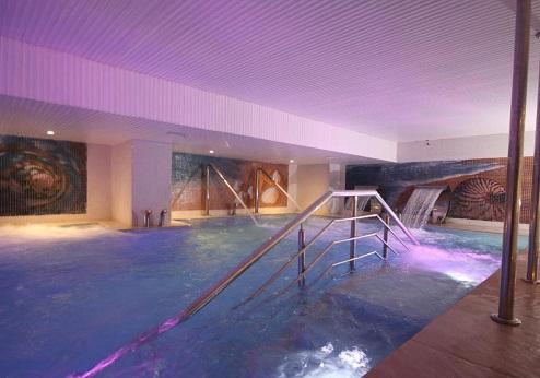 New Hotel Casablanca, binnenzwembad