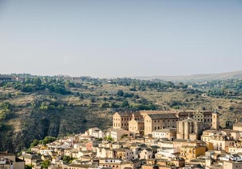 YIT Conquista de Toledo, omgeving