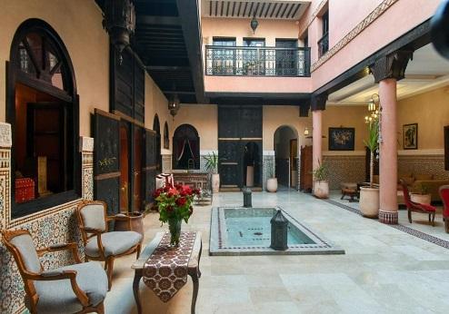 Riad Yacout, binnenplaats