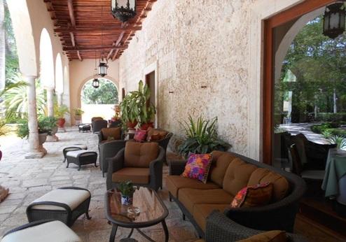 Hacienda Chichén Resort, lounge