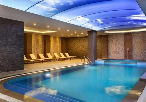 Ramada by Wyndham Bursa Cekirge Thermal & Spa, zwembad