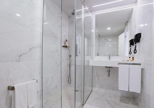 Hotel Premium Chaves, badkamer