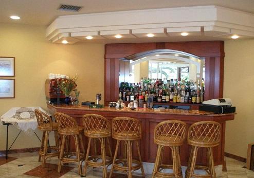 Tolon Holidays Hotel, bar