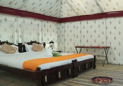 Rajasthan Desert Safari Camp, kamer