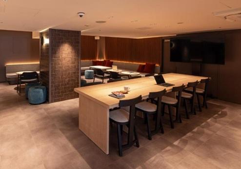 The B Akasaka, Lounge 