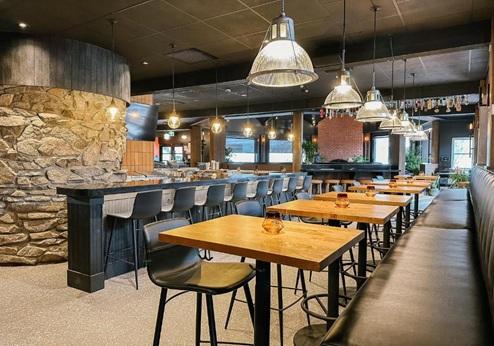 Balcomo, A Ramada by Wyndham, bar