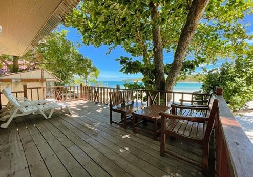 Samed Cabana Resort, terras