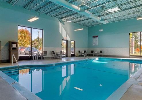 Best Western Plus Gatineau-Ottawa Downtown, zwembad