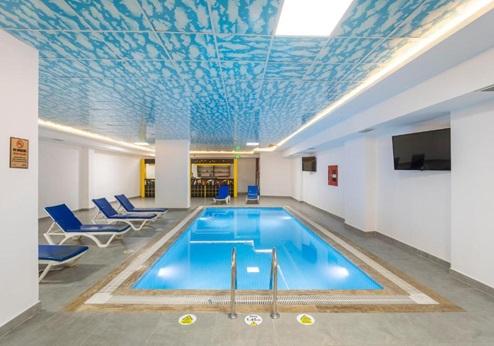 Tamara Business Hotel, zwembad
