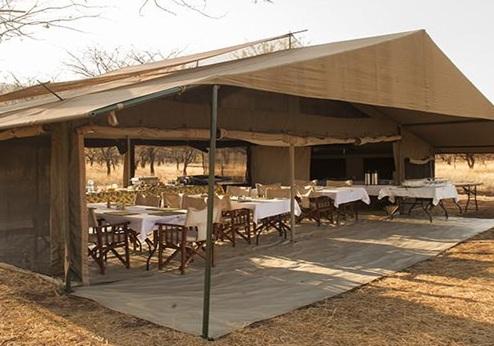 Serengeti Kati Kati Tented Camp, restaurant