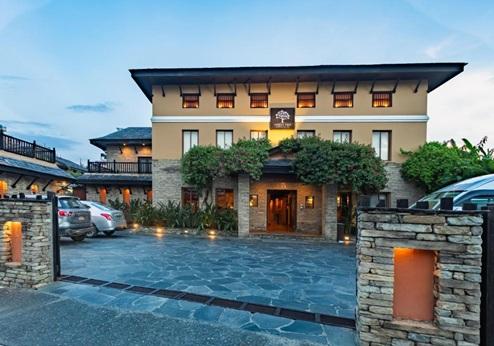Temple Tree Resort & Spa, ingang