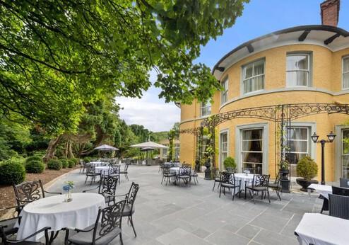 Cork's Vienna Woods, terras