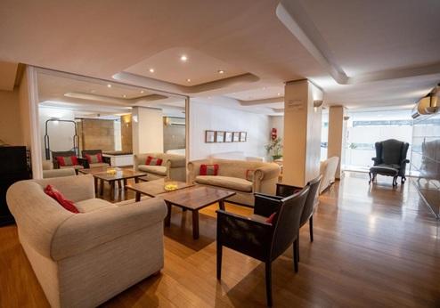 LOI Flats, lobby
