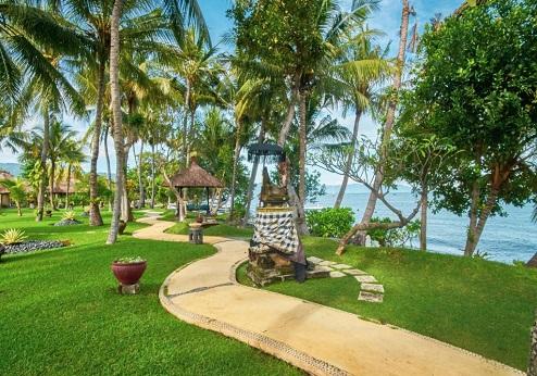 Puri Bagus Lovina Resort, tuin