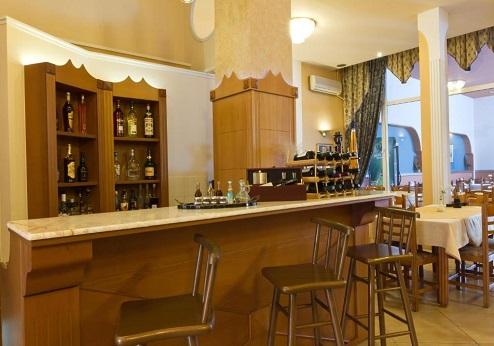 Hotel Kaikis, bar