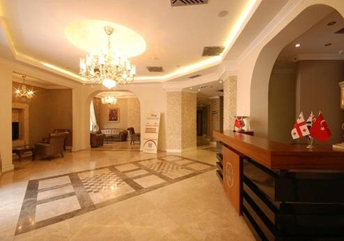 Batumi World Palace, entree