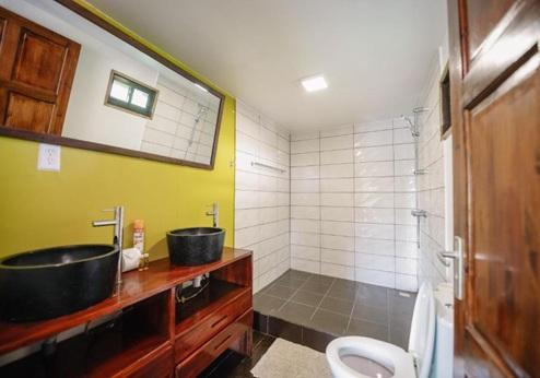 Plantage Resort Frederiksdorp, badkamer