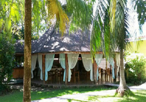 Samara Beach Hotel - plantsoen