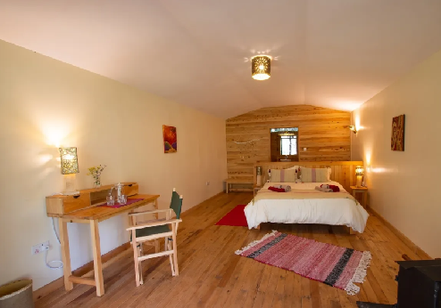 Cedar Retreat, kamer