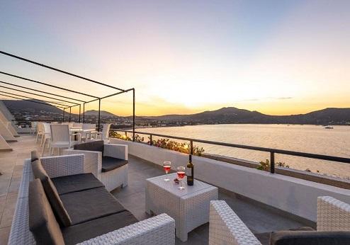 Hotel Hippocampus, terras met uitzicht