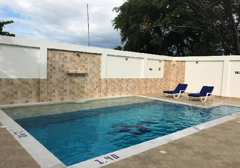 Hotel Villa Paraiso, zwembad 