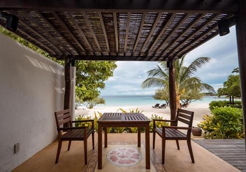 Paradee Resort, terras