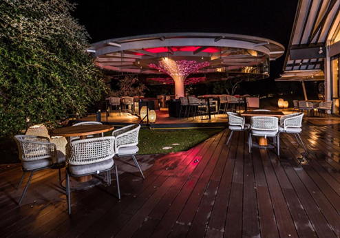 Doubletree by Hilton, terras