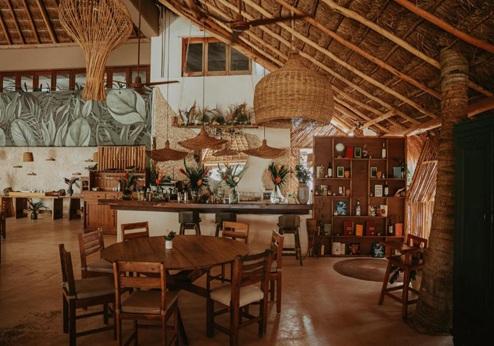 Petit Lafitte, restaurant